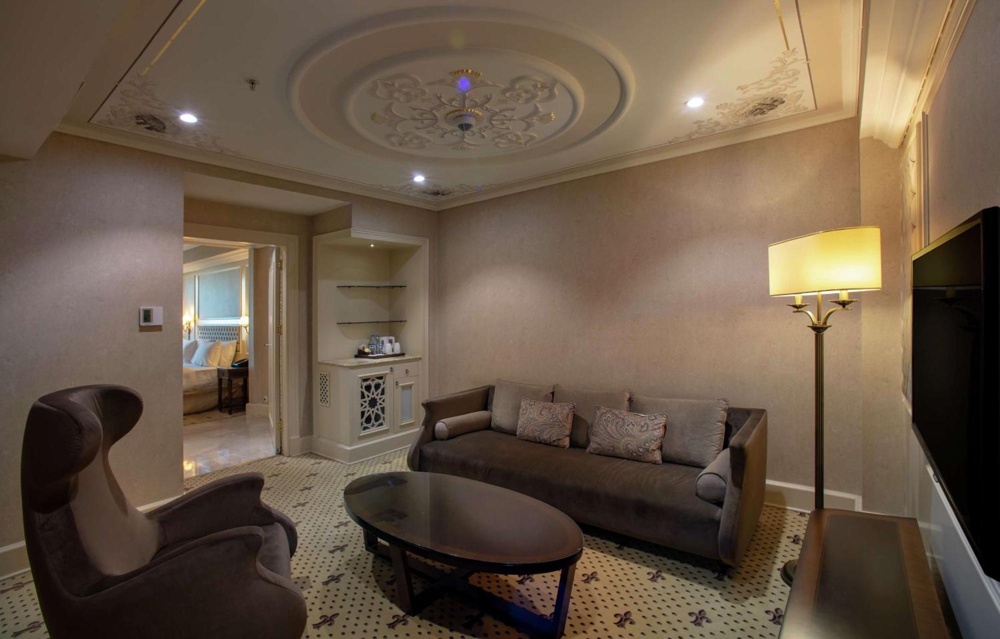 מלון Doubletree By Hilton גזיאנטפ מראה חיצוני תמונה