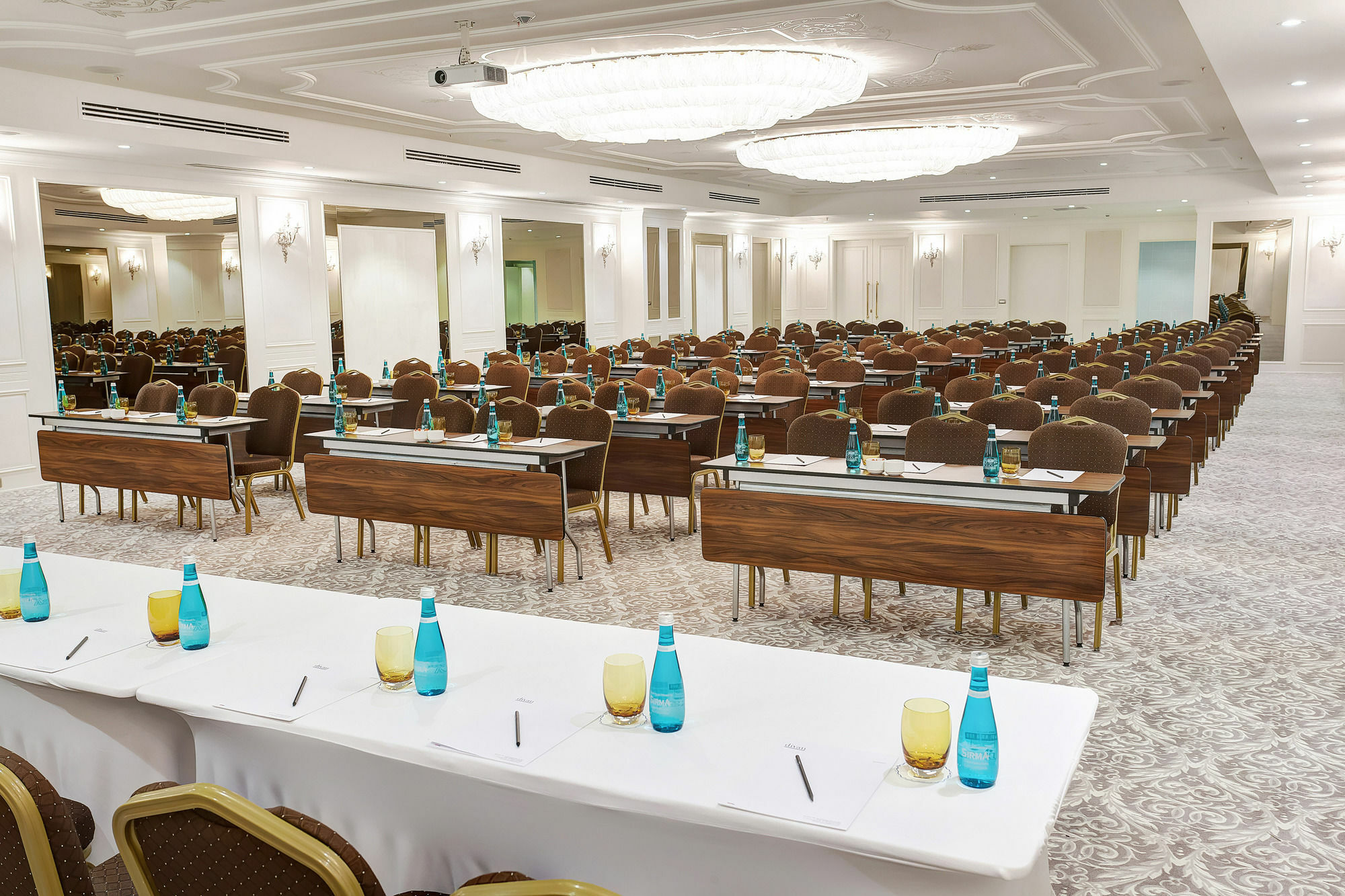 מלון Doubletree By Hilton גזיאנטפ מראה חיצוני תמונה